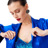 مجموعة ساكسفون باللون الأزرق