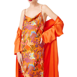 فستان برتقالي بحزام