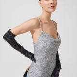 فستان مرصع بالنجوم