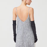 فستان مرصع بالنجوم