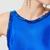 فستان السماء الزرقاء