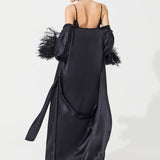 رداء القمر الحريري الأسود