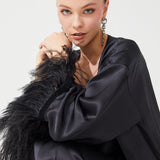 رداء القمر الحريري الأسود