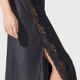 قميص حرير طويل من الماس باللون الأسود