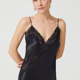 قميص حرير طويل من الماس باللون الأسود