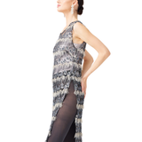 فستان شفاف رمادي اللون