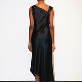 قميص هيلين الحريري الأسود