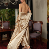 رداء ريتا الحريري الذهبي