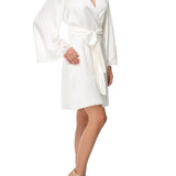 رداء فامبي قصير باللون الاصفر