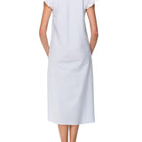 قميص قطني مقدس باللون الأزرق