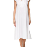 قميص قطني مقدس باللون الأبيض