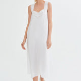 قميص قطني رومانسي باللون الأبيض